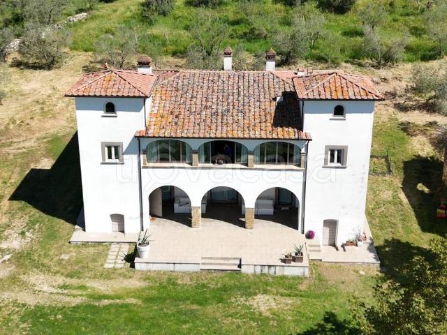 Villa singola in vendita ad Arezzo, San Zeno