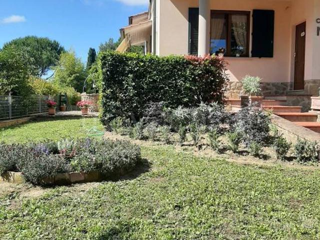 Villa singola in vendita ad Asciano