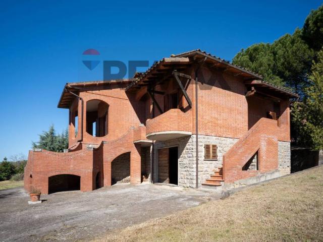 Villa singola in vendita ad Asciano via Belvedere, 45