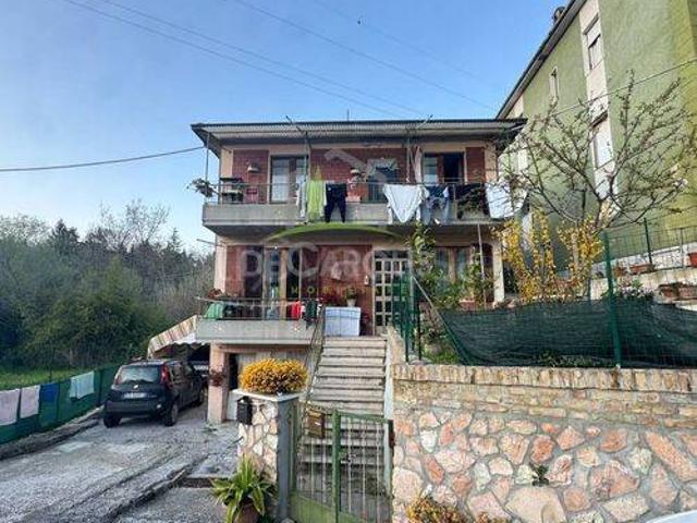 Villa singola in vendita ad Ascoli Piceno via Valle Fiorana