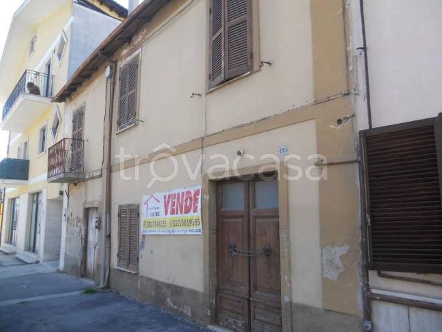 Villa singola in vendita ad Avezzano via Garibaldi, 280