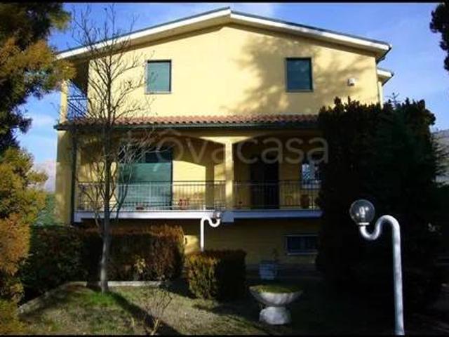 Villa singola in vendita ad Avezzano via Romana No Number