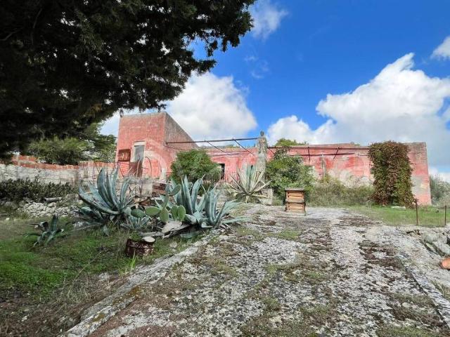 Villa singola in vendita ad Avola via Pica