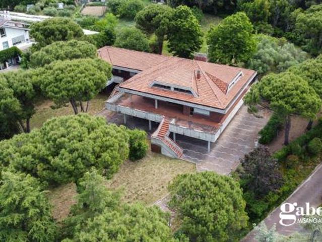 Villa singola Pesaro. Rif.: MV016VRG
