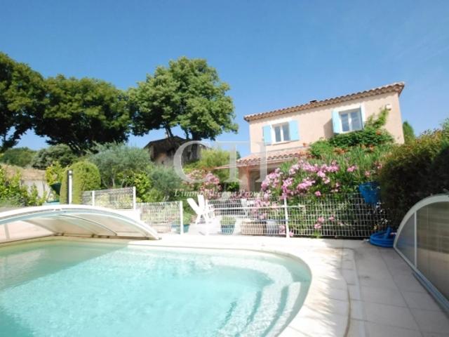 Villa soignée avec vue sur le Mont Ventoux – Vaison la Romaine