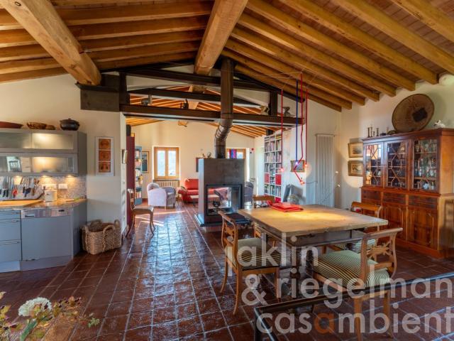Villa sopra La Spezia con vista da sogno sul golfo 294m² La Spezia