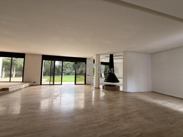 Villa Spacieuse à Louer Souissi RABAT