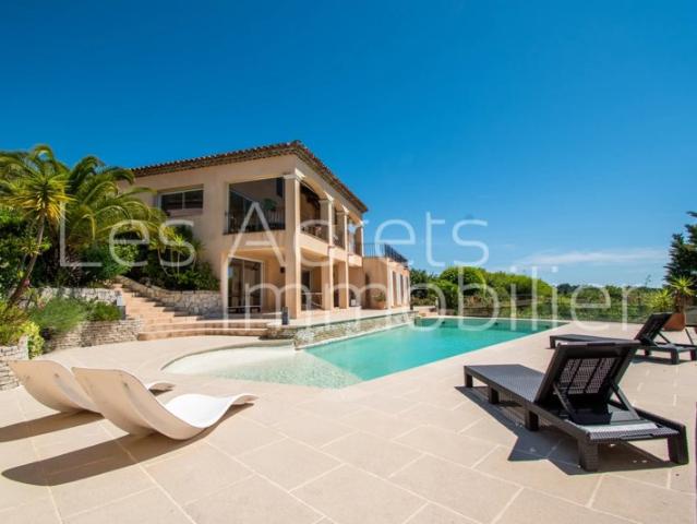 Villa Spacieuse avec Vue Panoramique