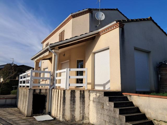 Villa spacieuse proche commerces 140m² Bon Encontre
