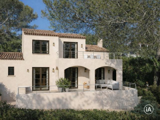 VILLA ST RAPHAEL PROCHE MER