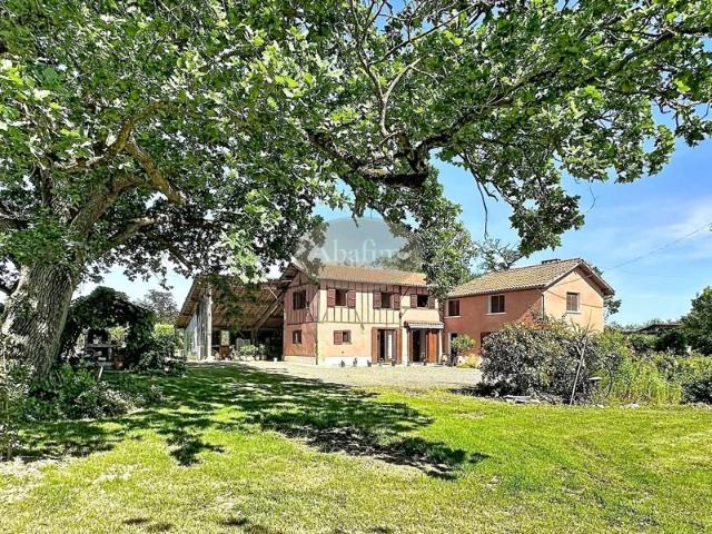 Villa sur grand terrain