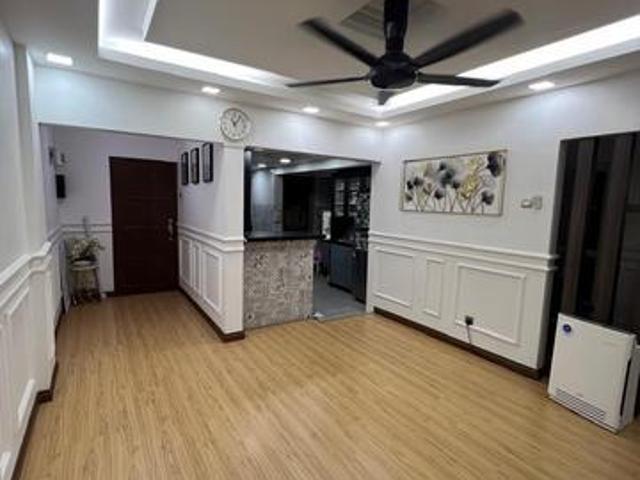 Villamas Sierramas Sungai buloh fully renovated unit well maintained