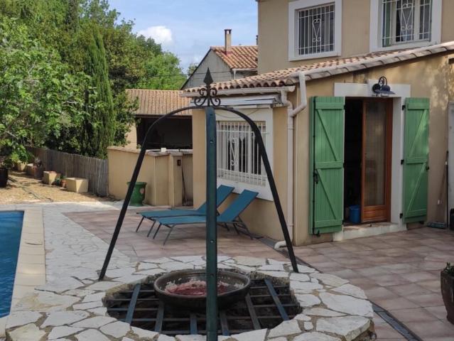 Village medieval avec tous commerces, cafes, ecoles primaire. 90m² Murviel lès Béziers