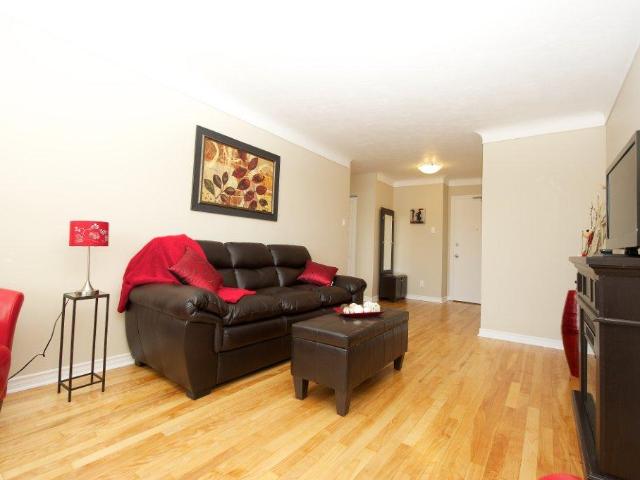 Village Millcraft Apartments Model C Refined [object Promise] for Rent