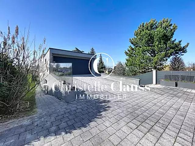 Village Neuf 68128 Achat / Vente maison 5 pièces t5 au dernier étage parking