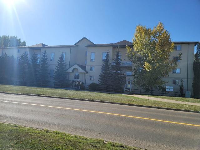 Village Green II 2 Bedroom Apartment for Rent at 260 Lewis Estates Blvd Nw, Edmonton, AB T5T 3Y4 Breckenridge Greens