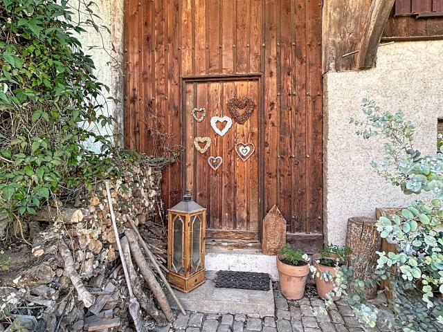 Village house with 6.5 rooms on sale in Brenles Ref Brenles | dreamo. Ch