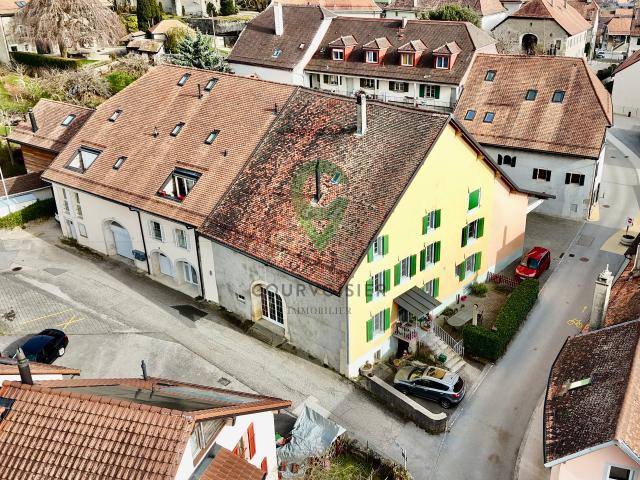 Village house with 9.5 rooms on sale in zone 261 m² | dreamo. Ch