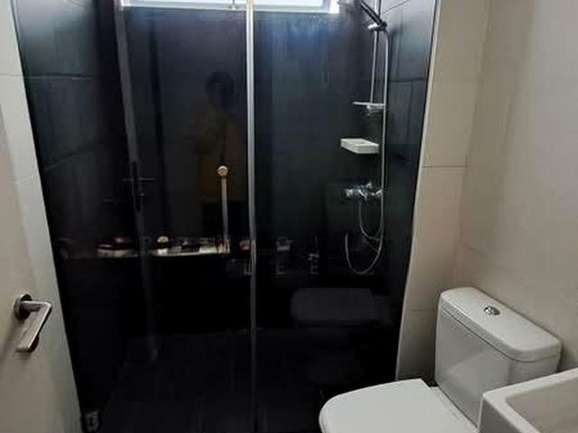 Village @ Pasir Panjang D5, Condominium