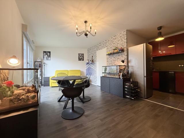 VILLAGE Studio de 28,76 m2 avec jardin privatif en rooftop et parking !
