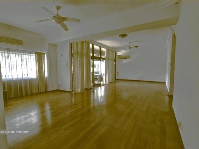 Village Tower D10, Condominium