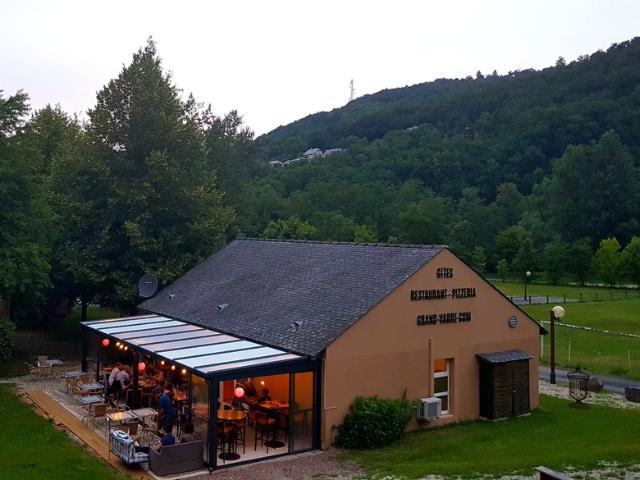 Village Vacances avec Restaurant & Licence IV GRAND VABRE 12