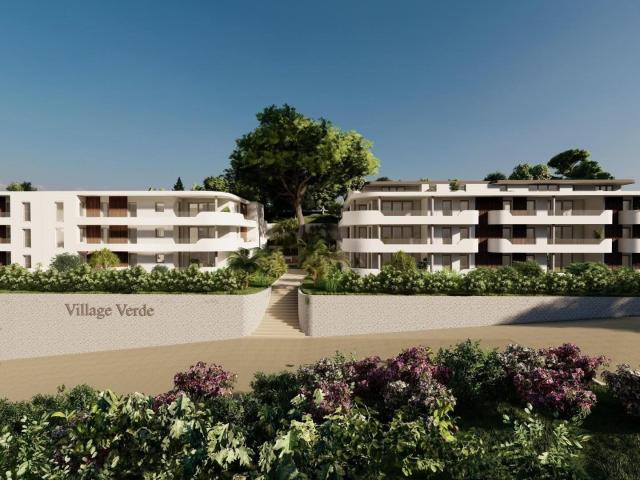 VILLAGE VERDE