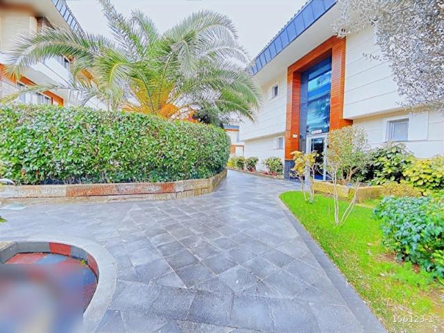 VILLAGES'TAN ERGUVAN KONAKLARINDA SATILIK ÇATI DUBLEX DAİRE