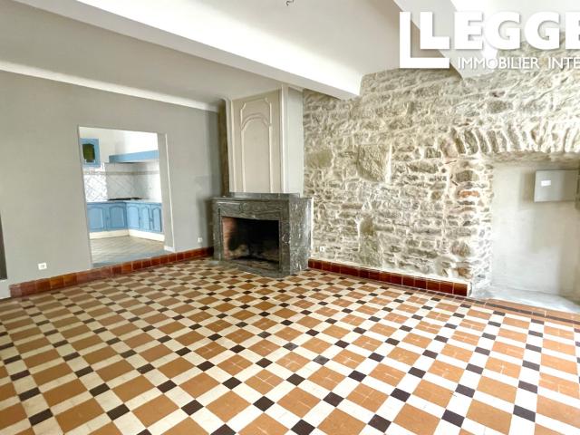 Villalier – Maison de 3 chambres avec toit terrasse au cœur d'un village très prisé