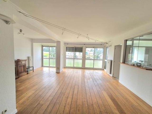 Villars: Grand appartement familial avec suite parentale et parkings