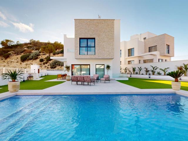 Villas contemporáneas con vistas panorámicas al mar en Balcó. 155m² Galandu