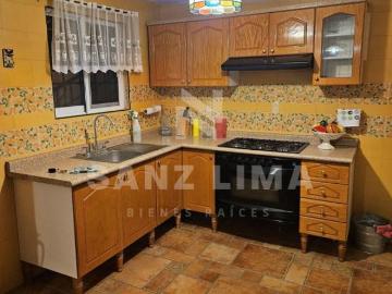 Villas de Benavente 1: Amplia casa con recámara en planta baja