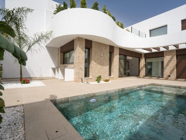 VILLAS DE OBRA NUEVA CERCA DE ROJALES Proyecto de obra nueva. 140m² Almoradí