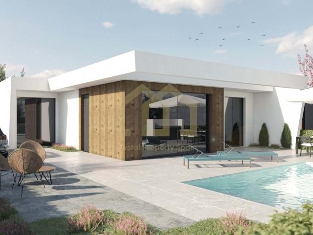 VILLAS DE OBRA NUEVA DE UNA SOLA PLANTA EN CAMPO DE GOLF ALTAONA, MURCIA