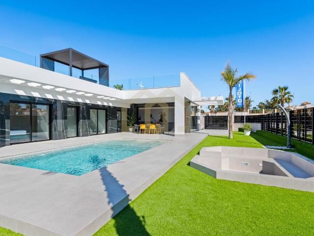 VILLAS DE OBRA NUEVA EN ALGORFA GOLF RESORT