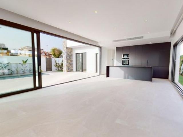 VILLAS DE OBRA NUEVA EN LOS ALCAZARES