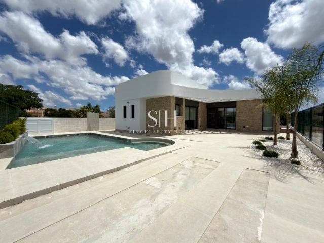 VILLAS DE OBRA NUEVA EN LOS MONTESINOS Proyecto de Obra Nuev. 108m² Los Montesinos