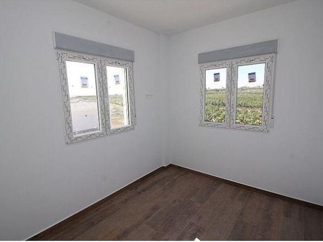 VILLAS DE OBRA NUEVA EN PINOSO