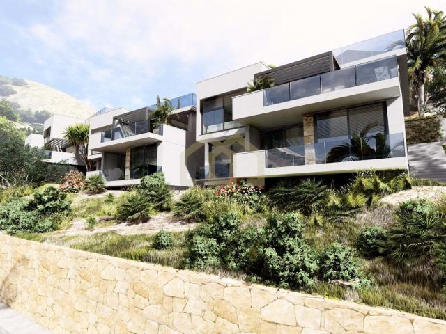Villas de lujo renovadas con vistas panorámicas en la Sierra de Altea: vida mediterránea exclusiva