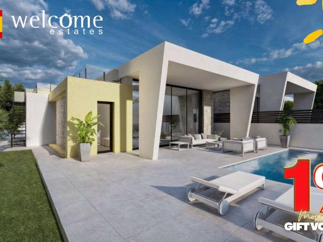 Villas de Nueva Construcción de una Planta con Piscina Priva. 434m² Torrevieja