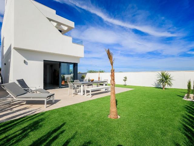 Villas de nueva construcción ubicadas en una zona fantástica. m² Pilar de la Horadada