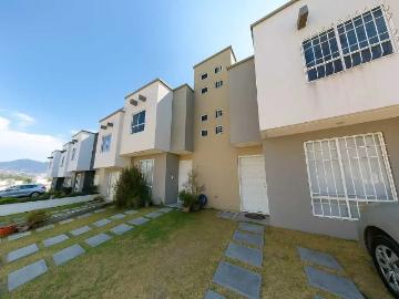 Villas del Bosque, Xonacatlán, Edomex. Casa en venta