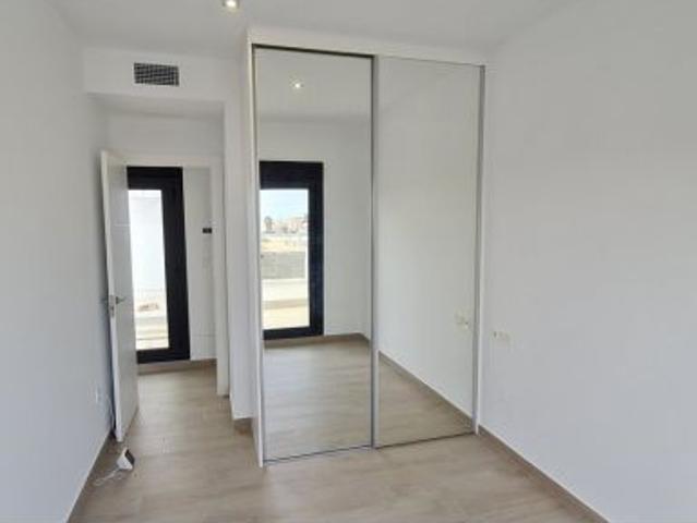 VILLAS EN ORIHUELA COSTA