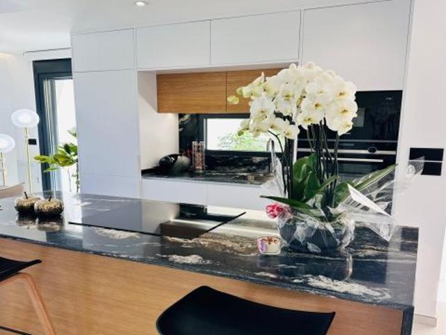 Villas modernas de nueva construcción en venta en San Pedro del Pinatar cerca de la playa