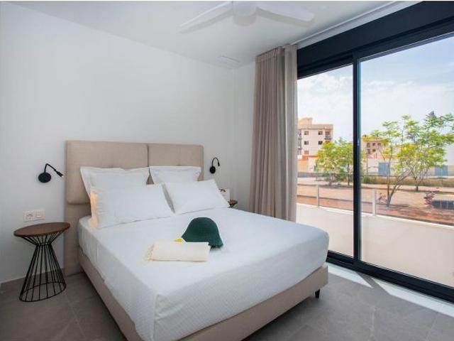VILLAS PAREADAS EN UNA SOLA PLANTA DE NUEVA CONSTRUCCIÓN EN SUCINA