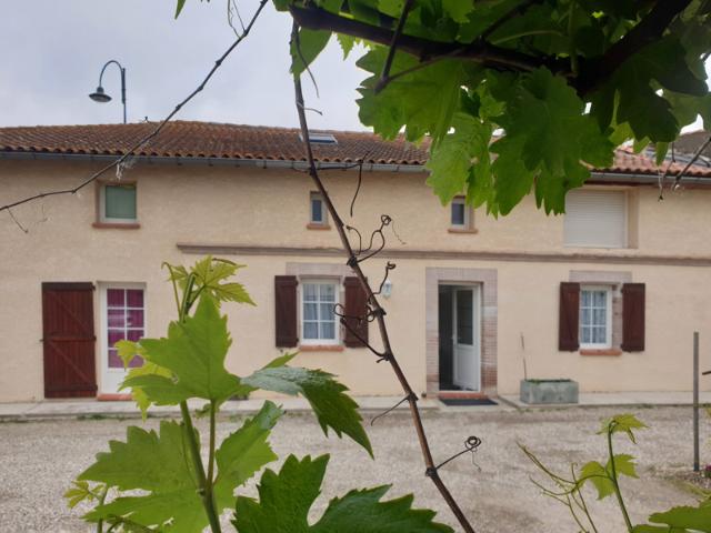 VILLATE Centre Grand T3 79 m2 Terrasse, jardin, dépendan
