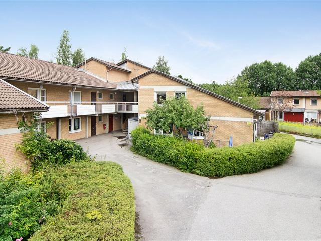 Gnejsgången 17