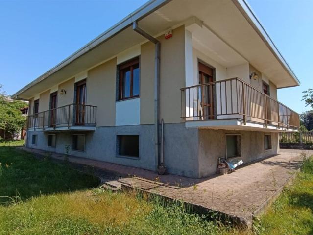 Villa/villetta in vendita a Fontaneto d'Agogna
