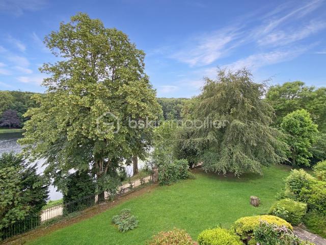 Ville d'Avray Duplex familial avec vue exceptionnelle sur les Étangs de Corot