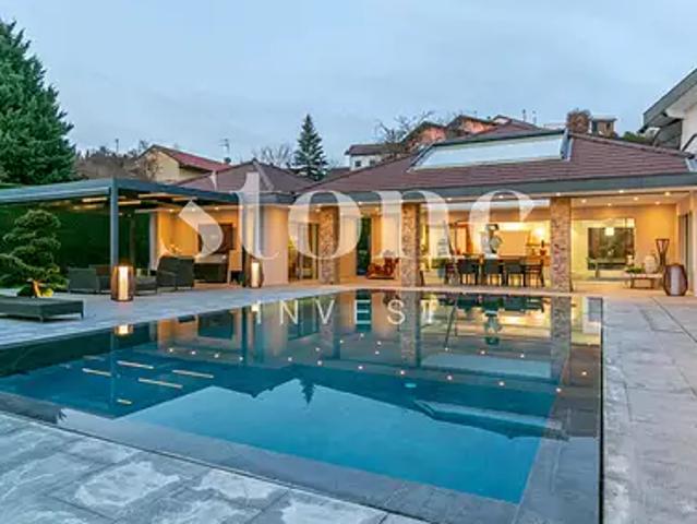 Ville la Grand 74100 Achat / Vente maison 8 pièces t8 piscine